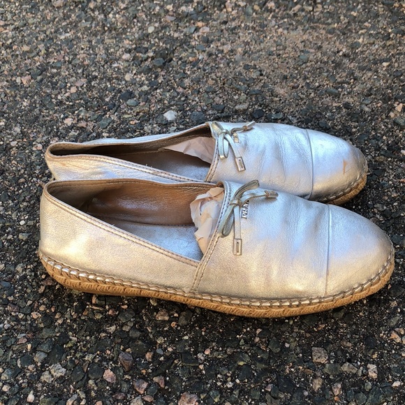 Prada Silver Leather Bow Detail Espadrilles Flats Size 40 EU - Picture 3 of 12